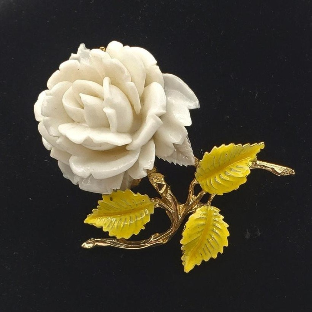 White Acrylic Carved Rose Brooch Gold Tone Enamel Leaf Stem Flower Pin Vtg 1970s